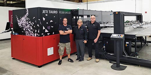 Компания GSP первой в США установила светодиодный принтер Agfa Jeti Tauro H3300 UHS LED Premier
